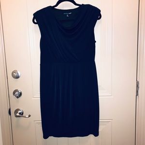 Little midnight blue dress by Saint Tropez West